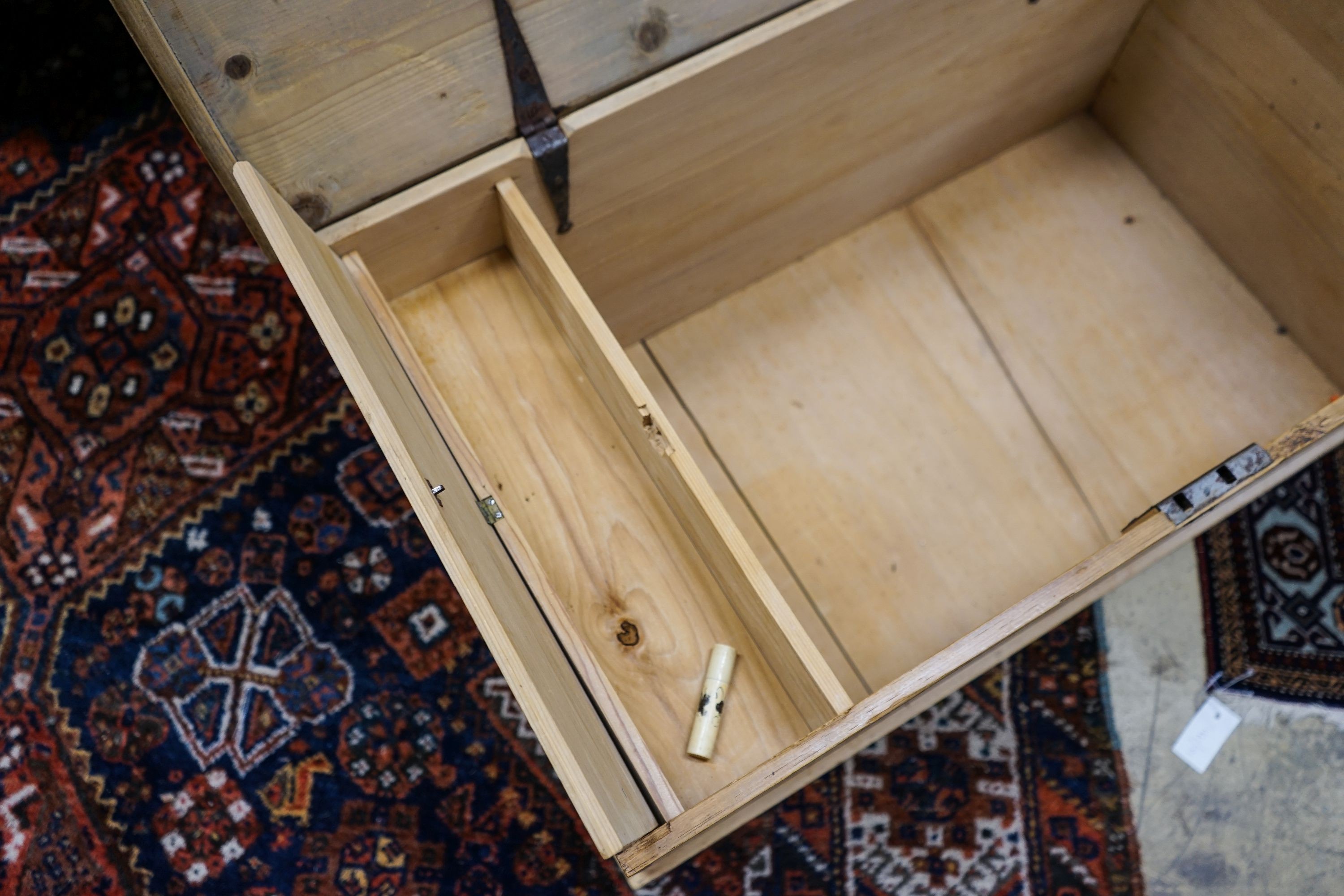 A Victorian rectangular pine trunk, length 96cm, width 52cm, height 45cm